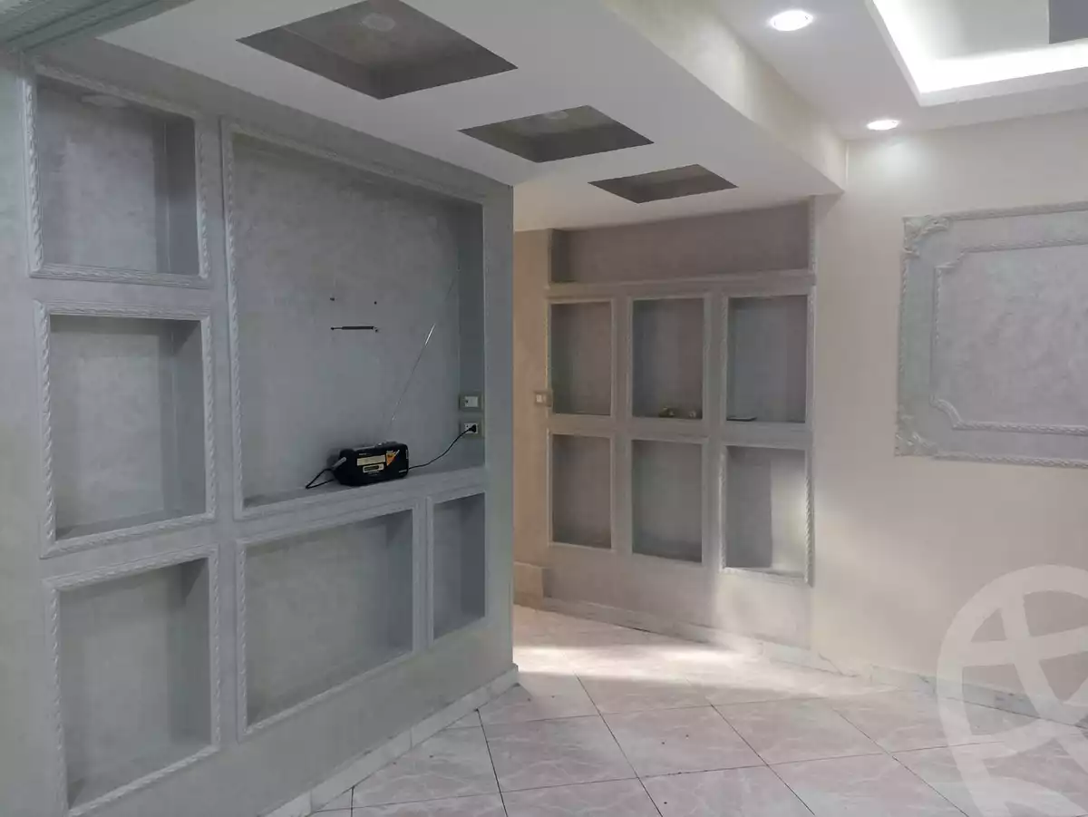 https://aqarmap.com.eg/en/listing/5334990-for-rent-cairo-heliopolis-ard-el-golf-nabil-el-wakkad