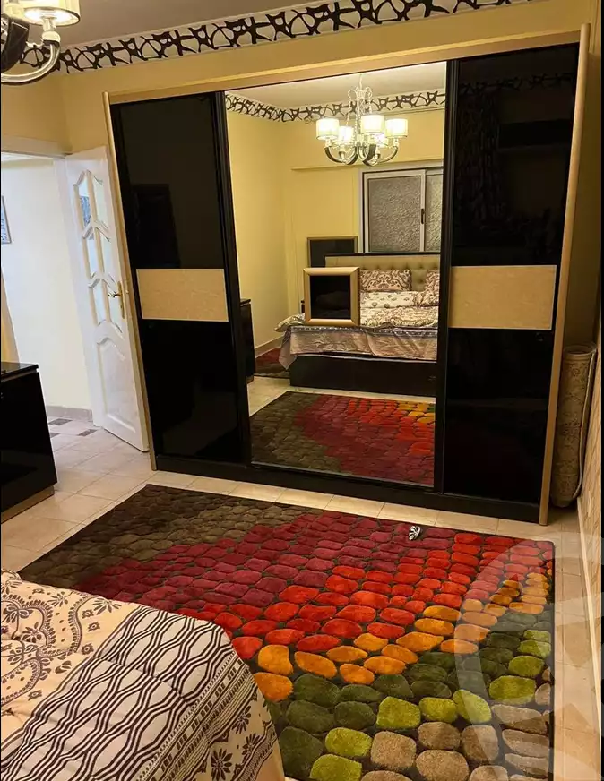 https://aqarmap.com.eg/en/listing/5335071-for-rent-cairo-mokattam-lhdb-l-ly-shr-krym-bnwn