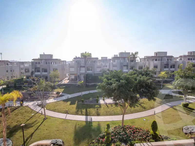 https://aqarmap.com.eg/en/listing/5336462-for-sale-cairo-el-sheikh-zayed-city-lshykh-zyd-ljdyd-solimar-green-4-compound