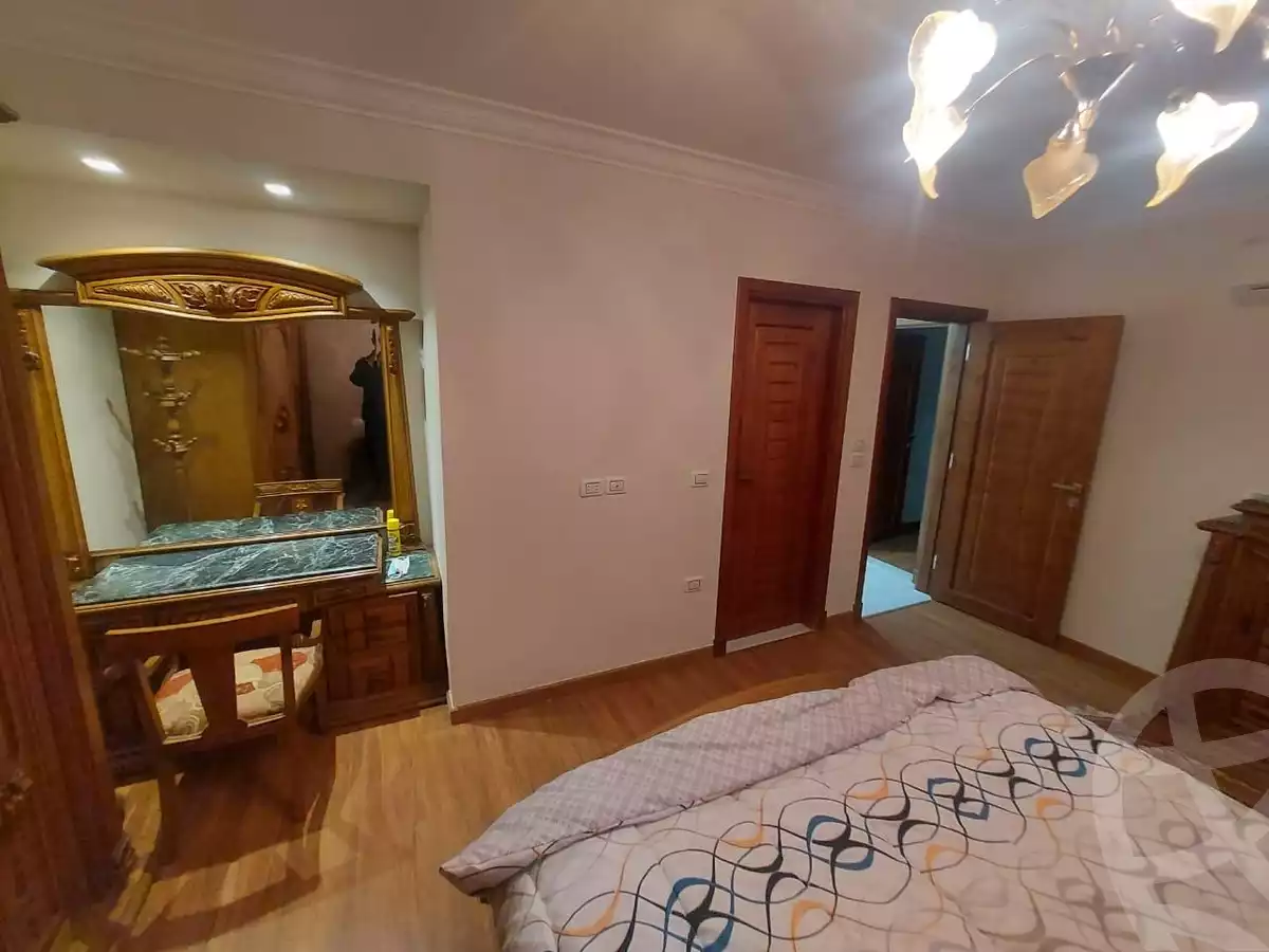 https://aqarmap.com.eg/ar/listing/5337370-for-sale-cairo-new-cairo-lrhb-city-malls-and-markets