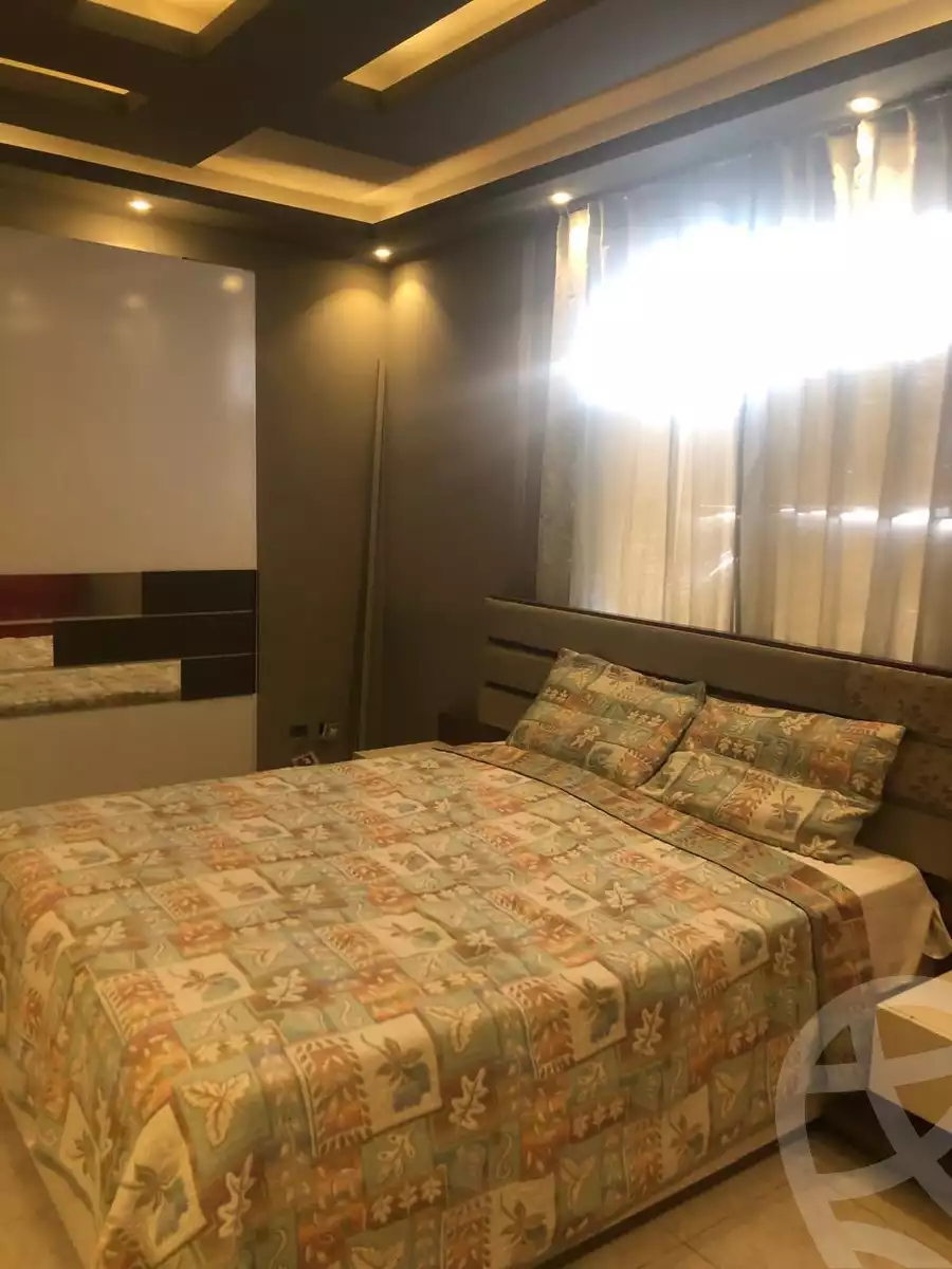 https://aqarmap.com.eg/en/listing/5342120-for-rent-cairo-new-cairo-lrhb-city-phase-8