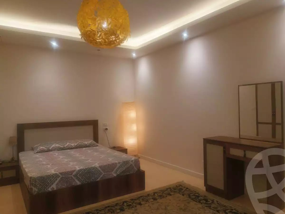 https://aqarmap.com.eg/en/listing/5342976-for-rent-cairo-new-cairo-lrhb-city-phase-8