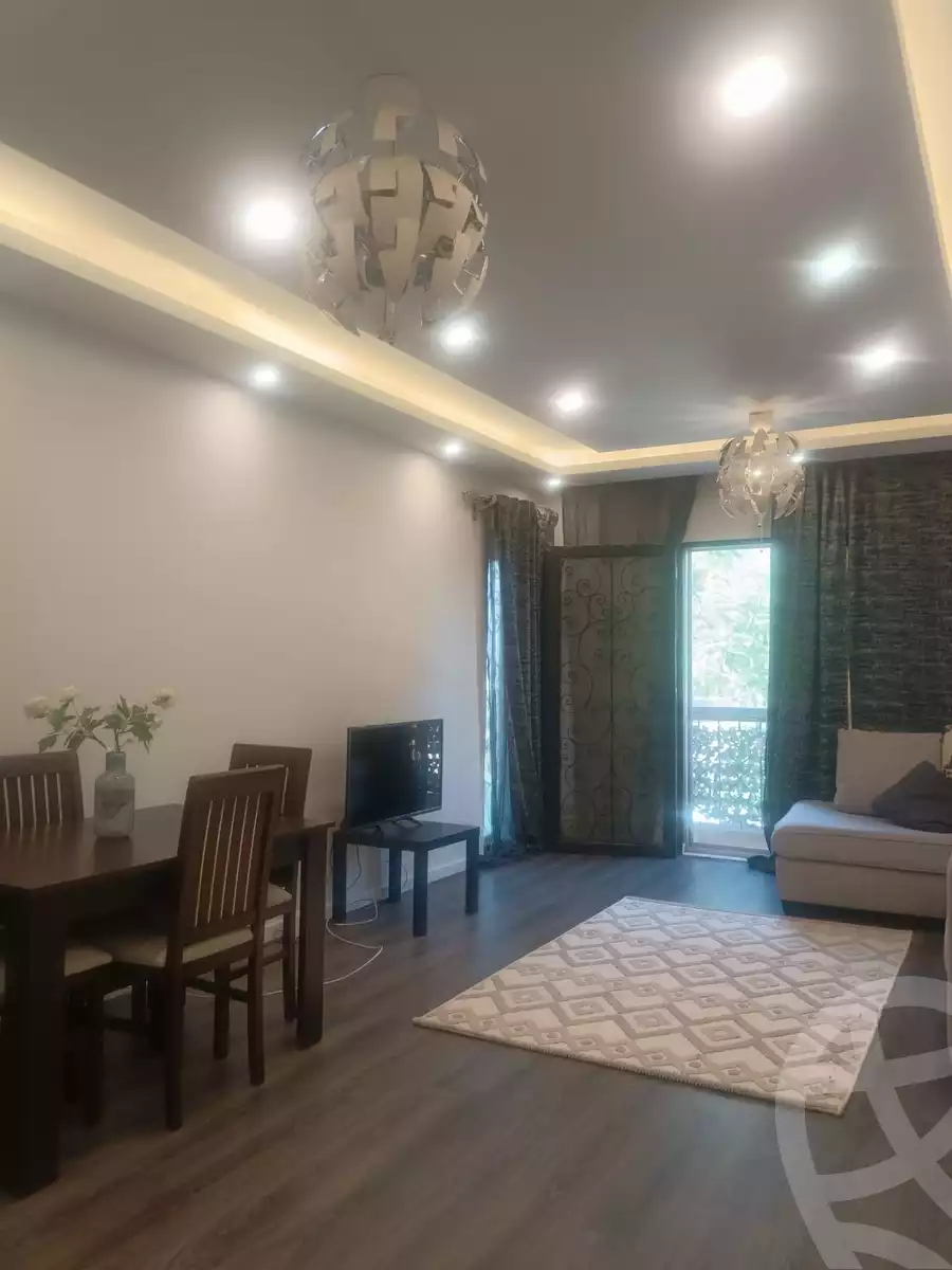 https://aqarmap.com.eg/en/listing/5342976-for-rent-cairo-new-cairo-lrhb-city-phase-8