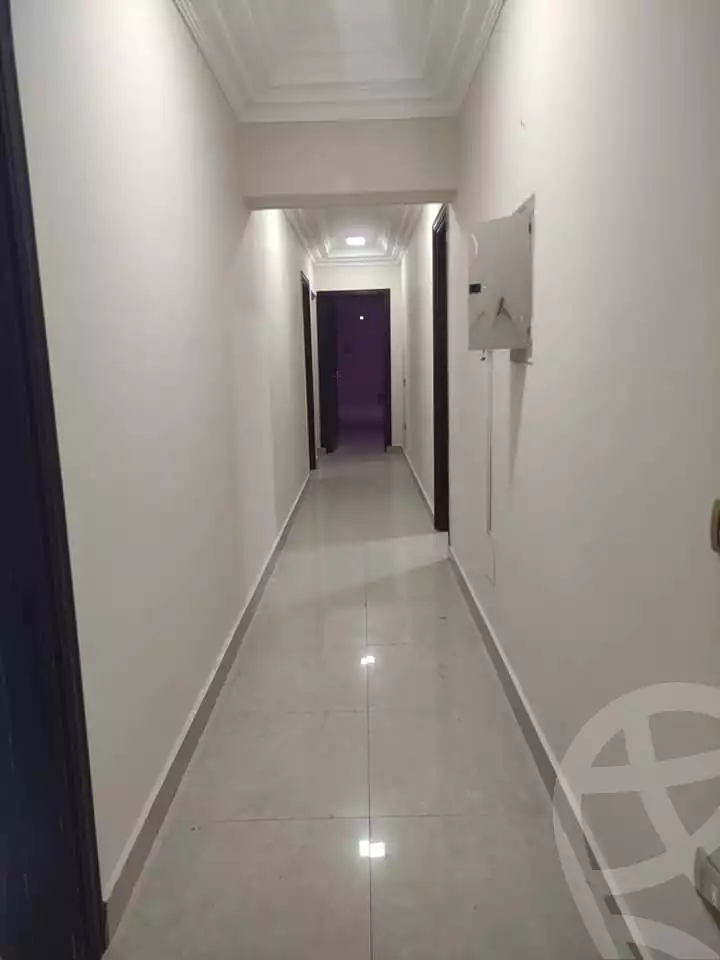 https://aqarmap.com.eg/ar/listing/5344050-for-rent-cairo-mokattam-lhdb-l-ly-shr-krym-bnwn