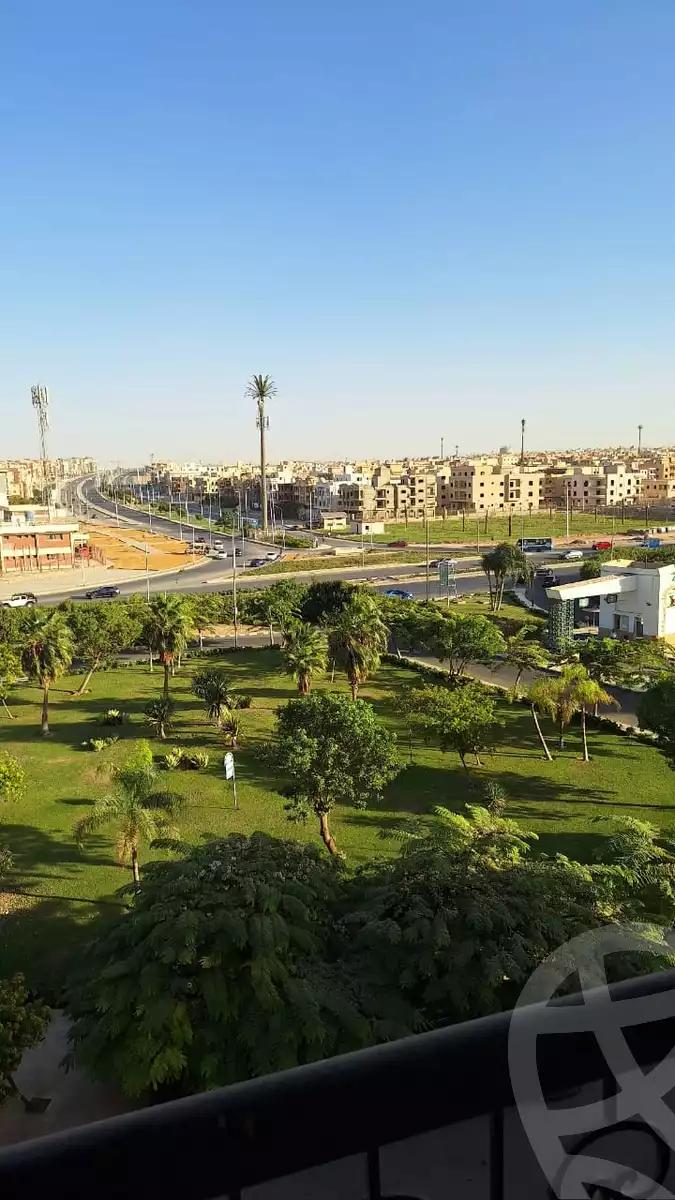 https://aqarmap.com.eg/en/listing/5345226-for-rent-cairo-new-cairo-lrhb-city-phase-8
