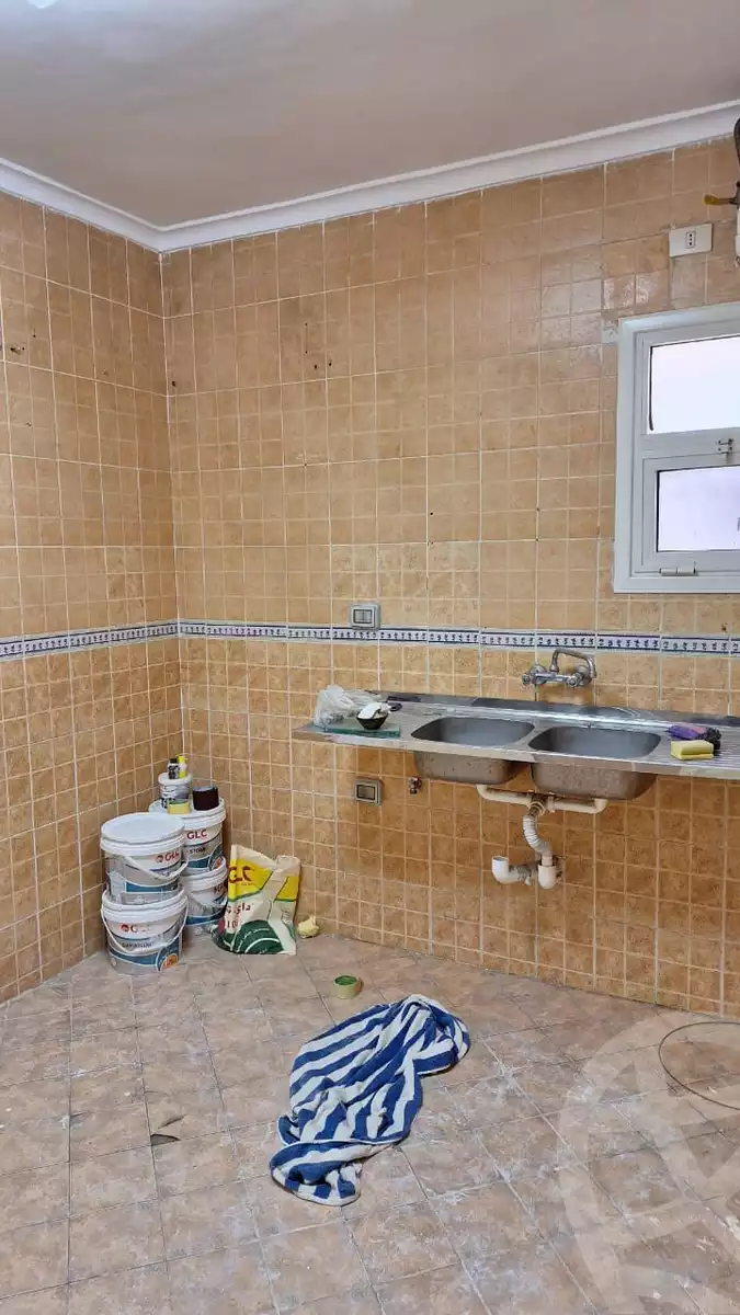 https://aqarmap.com.eg/en/listing/5345226-for-rent-cairo-new-cairo-lrhb-city-phase-8