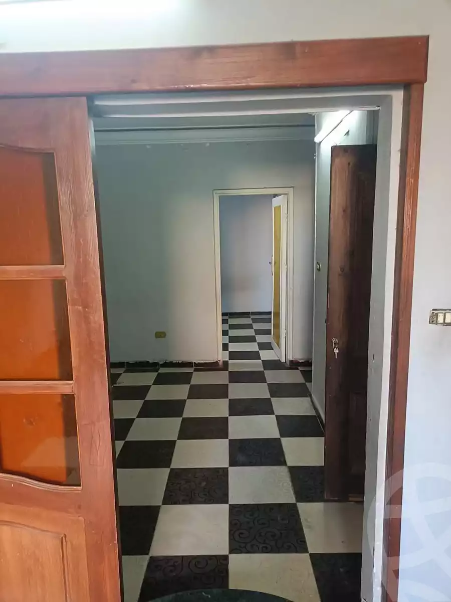https://aqarmap.com.eg/en/listing/5345435-for-rent-cairo-ain-shams-ain-shams-el-sharkia-mostafa-hafez-st