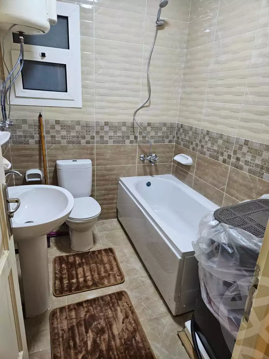 https://aqarmap.com.eg/en/listing/5345706-for-sale-cairo-new-cairo-lrhb-city-phase-7