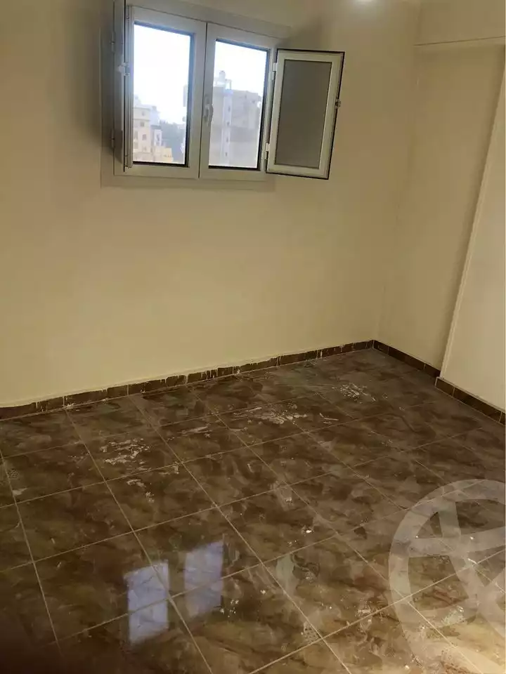 https://aqarmap.com.eg/ar/listing/5348278-for-rent-alexandria-ganaklis