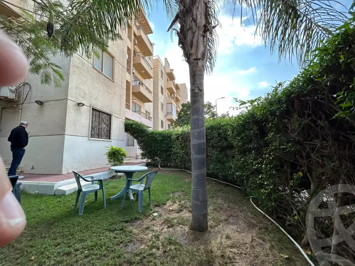 https://aqarmap.com.eg/en/listing/5348817-for-sale-cairo-el-sheikh-zayed-city-compounds-el-mostaqbal-city