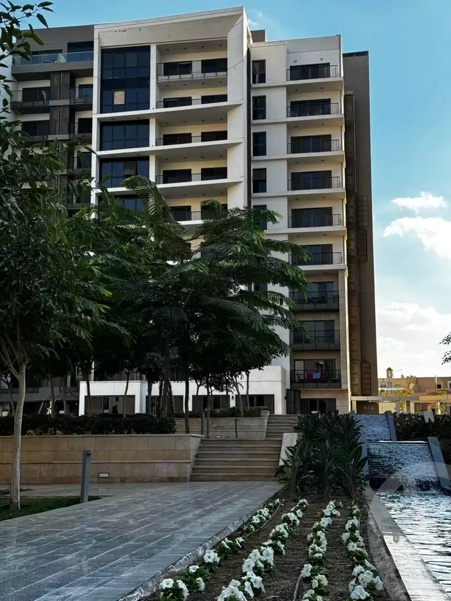 https://aqarmap.com.eg/en/listing/5349708-for-sale-cairo-el-sheikh-zayed-city-compounds-zyd-wr-llttwyr-park-towers-zed-el-sheikh-zayed-compound