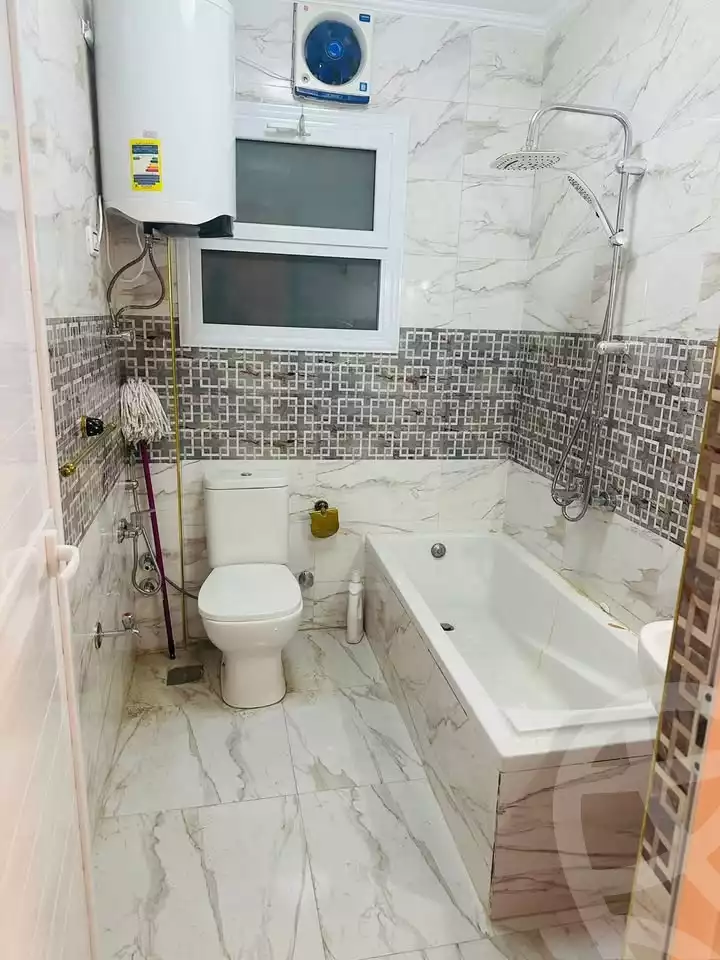 https://aqarmap.com.eg/en/listing/5351340-for-sale-cairo-el-zaytun-lzytwn-lshrqy-toman-bai-st