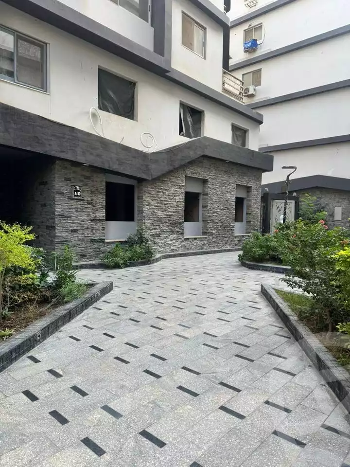 https://aqarmap.com.eg/en/listing/5351327-for-sale-cairo-mokattam-el-hadabah-el-wosta-el-mantaqa-el-talta