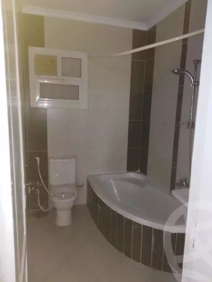 https://aqarmap.com.eg/ar/listing/5351984-for-rent-cairo-mokattam-lhdb-l-ly-adly-el-melegy-st