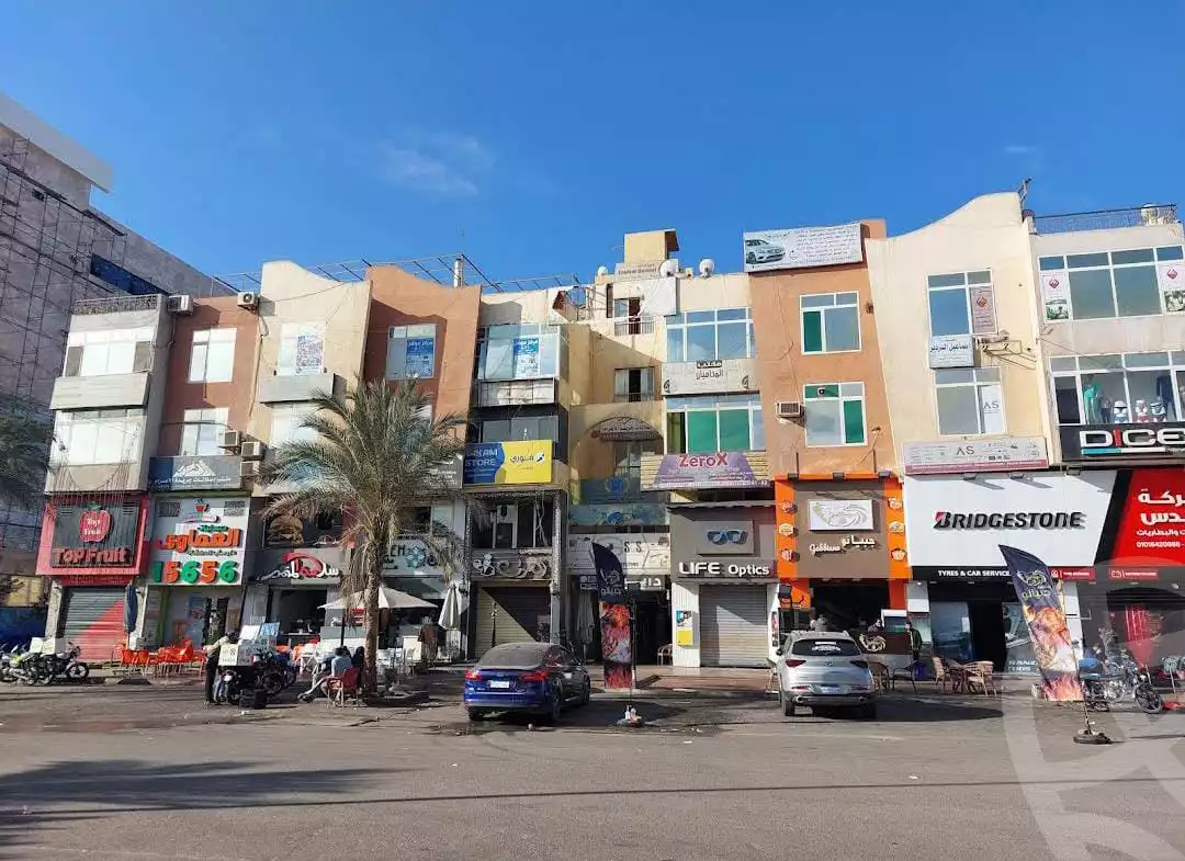 https://aqarmap.com.eg/en/listing/5357640-for-sale-cairo-el-sheikh-zayed-city-el-hay-elawel-street-40