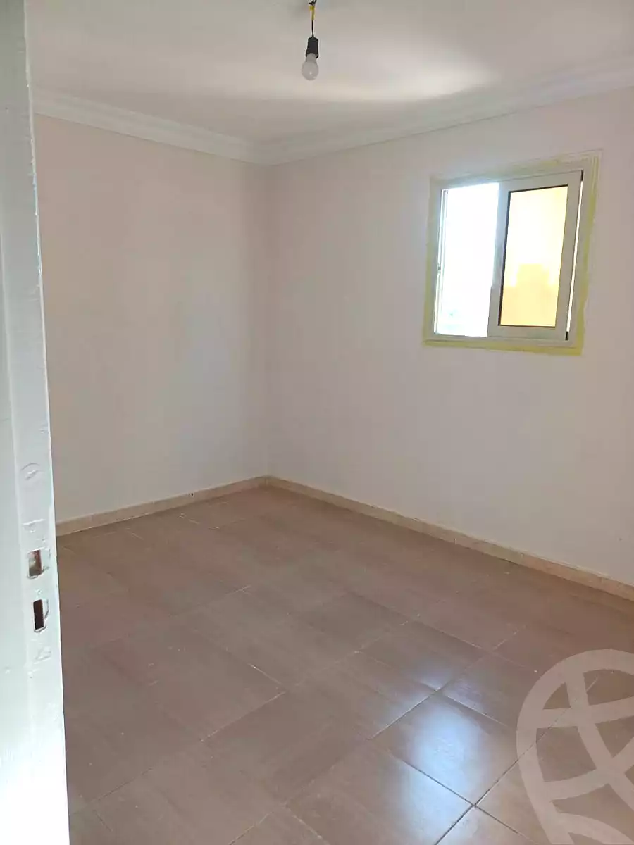 https://aqarmap.com.eg/ar/listing/5360364-for-sale-alexandria-el-asafra-shr-45