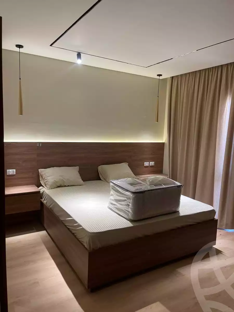 https://aqarmap.com.eg/ar/listing/5361048-for-sale-cairo-new-cairo-lrhb-city-phase-8