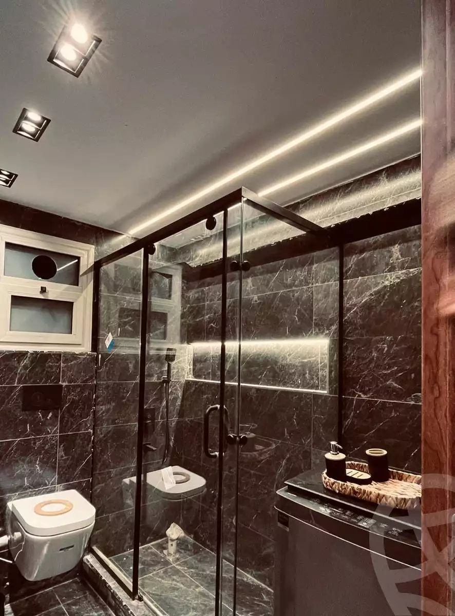 https://aqarmap.com.eg/ar/listing/5361048-for-sale-cairo-new-cairo-lrhb-city-phase-8