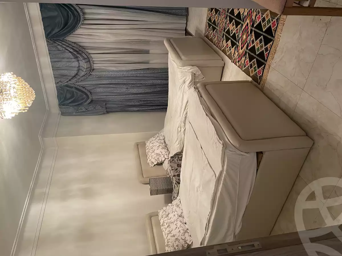 https://aqarmap.com.eg/en/listing/5361253-for-rent-alexandria-kafr-abdo-ismailia-st