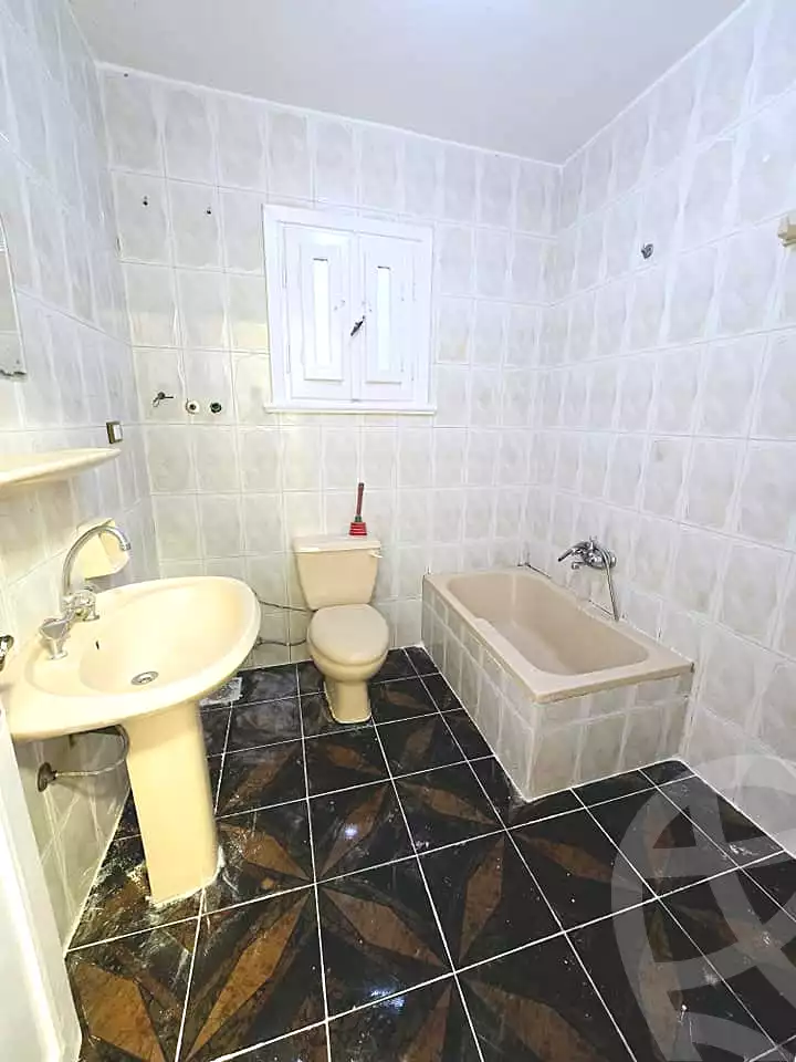 https://aqarmap.com.eg/en/listing/5361475-for-sale-alexandria-mntq-fr-y-blskndry-el-kilo-21