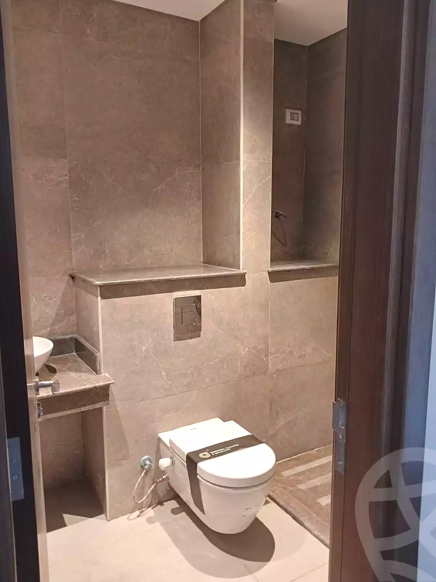 https://aqarmap.com.eg/ar/listing/5363412-for-rent-cairo-el-sheikh-zayed-city-compounds-zyd-wr-llttwyr-park-towers-zed-el-sheikh-zayed-compound