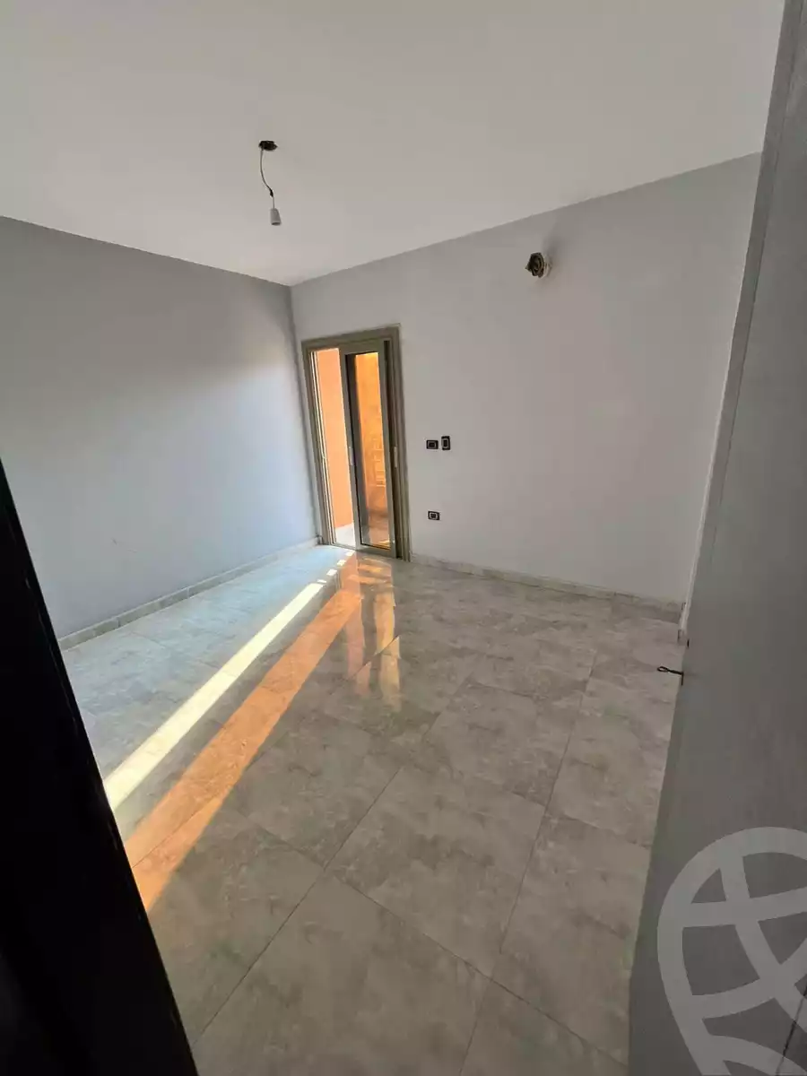 https://aqarmap.com.eg/en/listing/5365663-for-sale-cairo-mokattam-el-hadabah-el-wosta-8th-zone