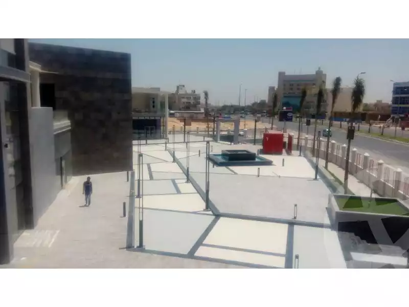 https://aqarmap.com.eg/en/listing/5367023-for-sale-cairo-el-sheikh-zayed-city-compounds-trywm-blz-mwl-dr-llttwyr