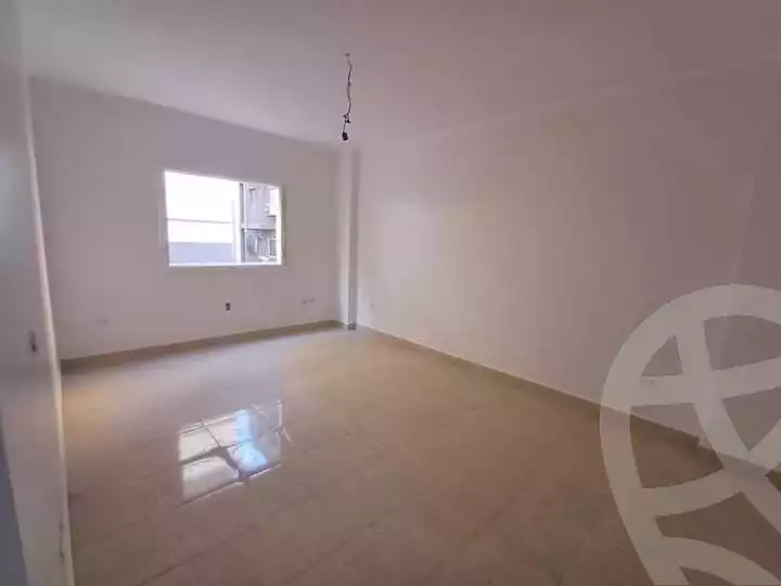 https://aqarmap.com.eg/en/listing/5369641-for-rent-cairo-mokattam-lhdb-l-ly-s-zone
