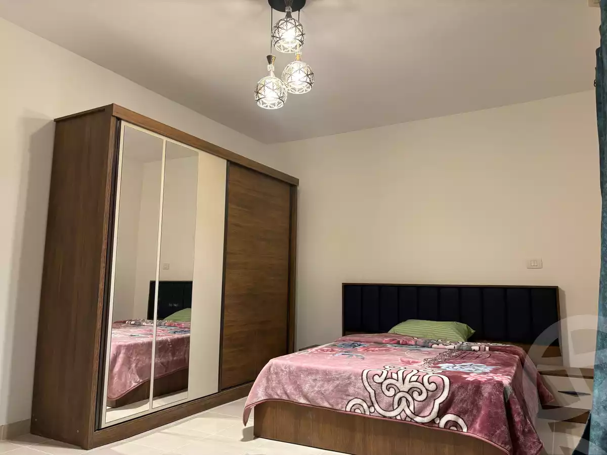 https://aqarmap.com.eg/en/listing/5369880-for-rent-cairo-new-cairo-lrhb-city-phase-7