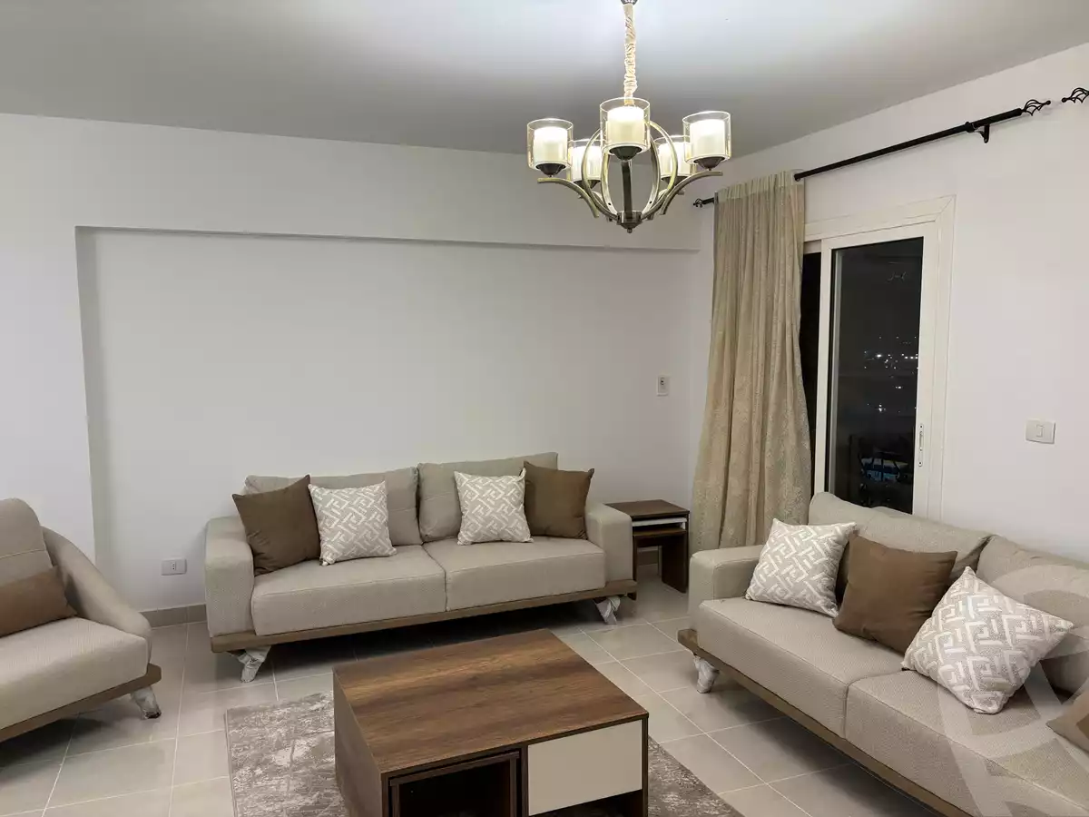 https://aqarmap.com.eg/en/listing/5369880-for-rent-cairo-new-cairo-lrhb-city-phase-7