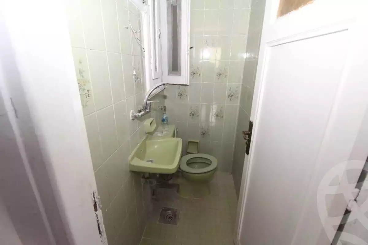 https://aqarmap.com.eg/ar/listing/5370928-for-sale-alexandria-kafr-abdo-shr-lsyd-skyn-bnt-lhsyn