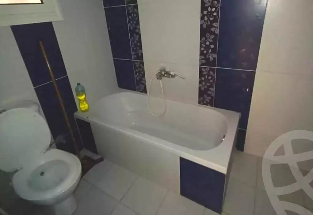 https://aqarmap.com.eg/en/listing/5371729-for-rent-cairo-mokattam-el-hadabah-el-wosta