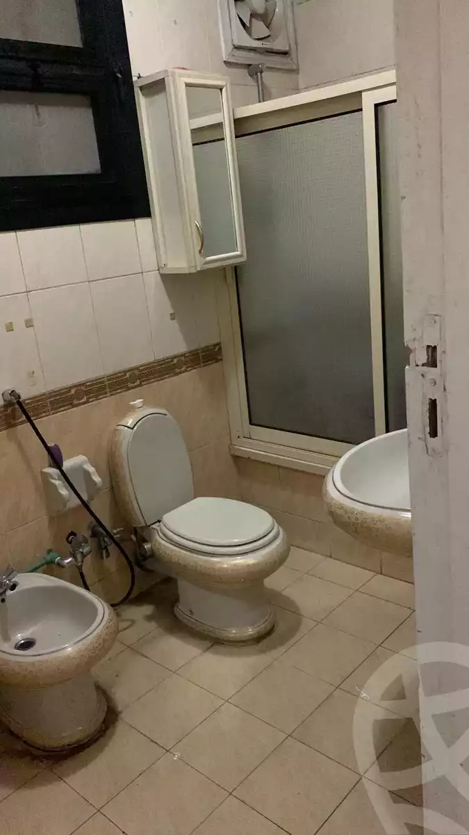 https://aqarmap.com.eg/ar/listing/5371968-for-rent-cairo-faisal-el-tawabeq-omar-ibn-el-khattab-st
