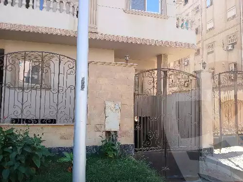 https://aqarmap.com.eg/en/listing/5374127-for-sale-cairo-new-cairo-el-banafsg-el-banafsag-omarat-al-gabri-st