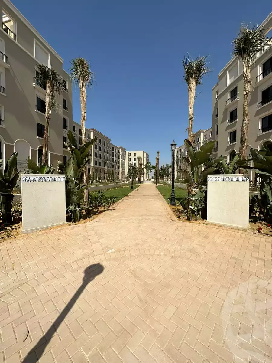 https://aqarmap.com.eg/en/listing/5374142-for-sale-cairo-el-sheikh-zayed-city-compounds-kmbwnd-fyldj-wyst-dr-llttwyr