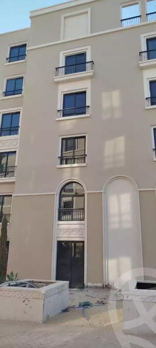 https://aqarmap.com.eg/en/listing/5375313-for-sale-cairo-el-sheikh-zayed-city-compounds-kmbwnd-fyldj-wyst-dr-llttwyr
