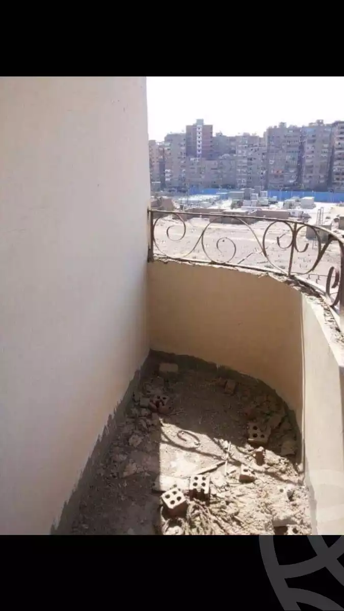 https://aqarmap.com.eg/en/listing/5376298-for-sale-cairo-ain-shams-jsr-lswys