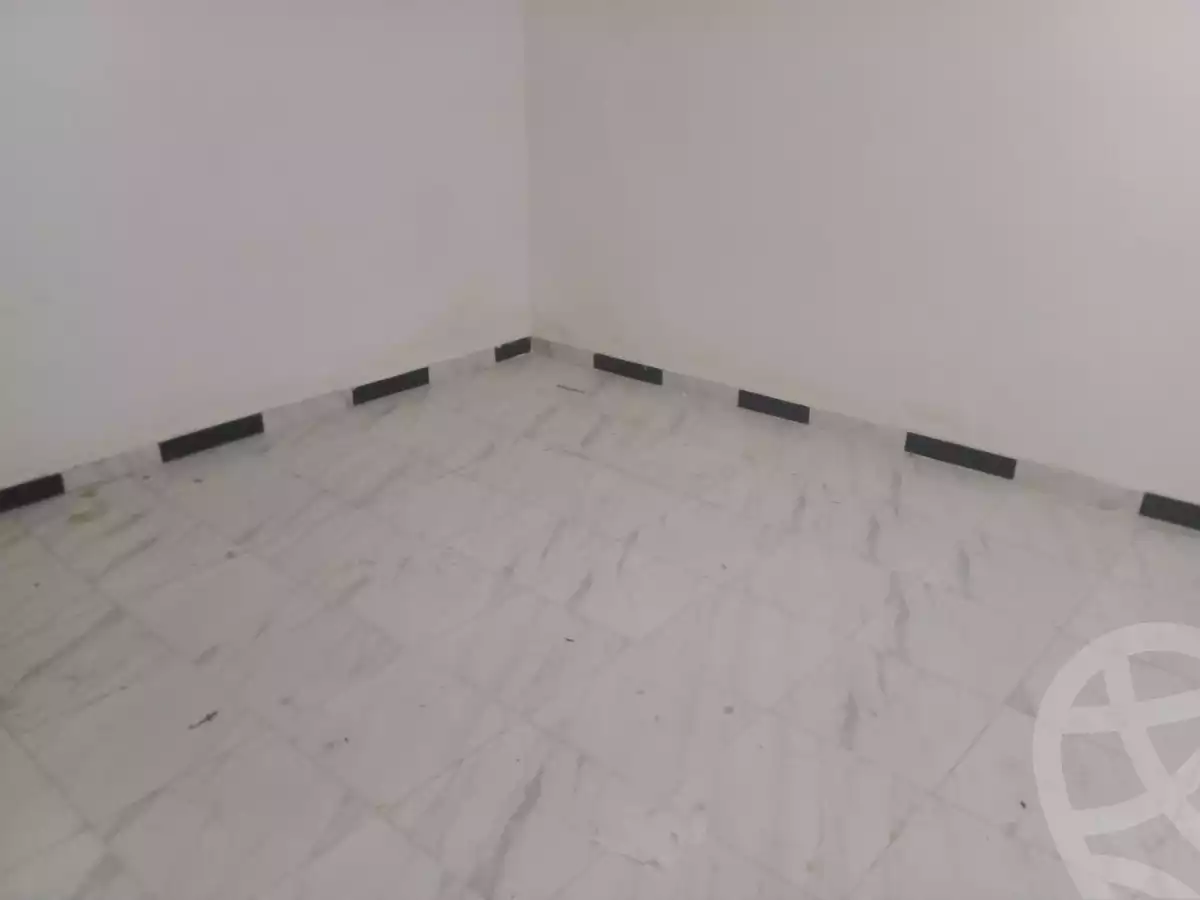 https://aqarmap.com.eg/en/listing/5378468-for-sale-marsa-matruh-marsa-matrouh-city-el-ezaa-st