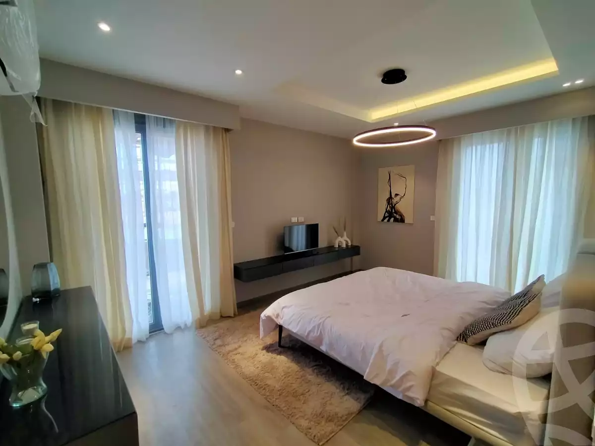 https://aqarmap.com.eg/ar/listing/5379203-for-sale-cairo-el-sheikh-zayed-city-compounds-kmbwnd-fyldj-wyst-dr-llttwyr
