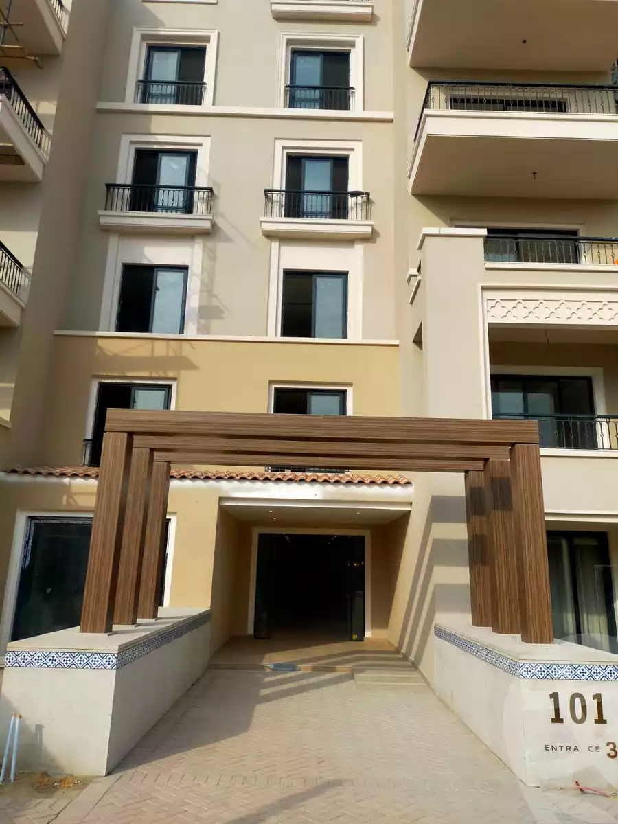 https://aqarmap.com.eg/en/listing/5379307-for-sale-cairo-el-sheikh-zayed-city-compounds-kmbwnd-fyldj-wyst-dr-llttwyr