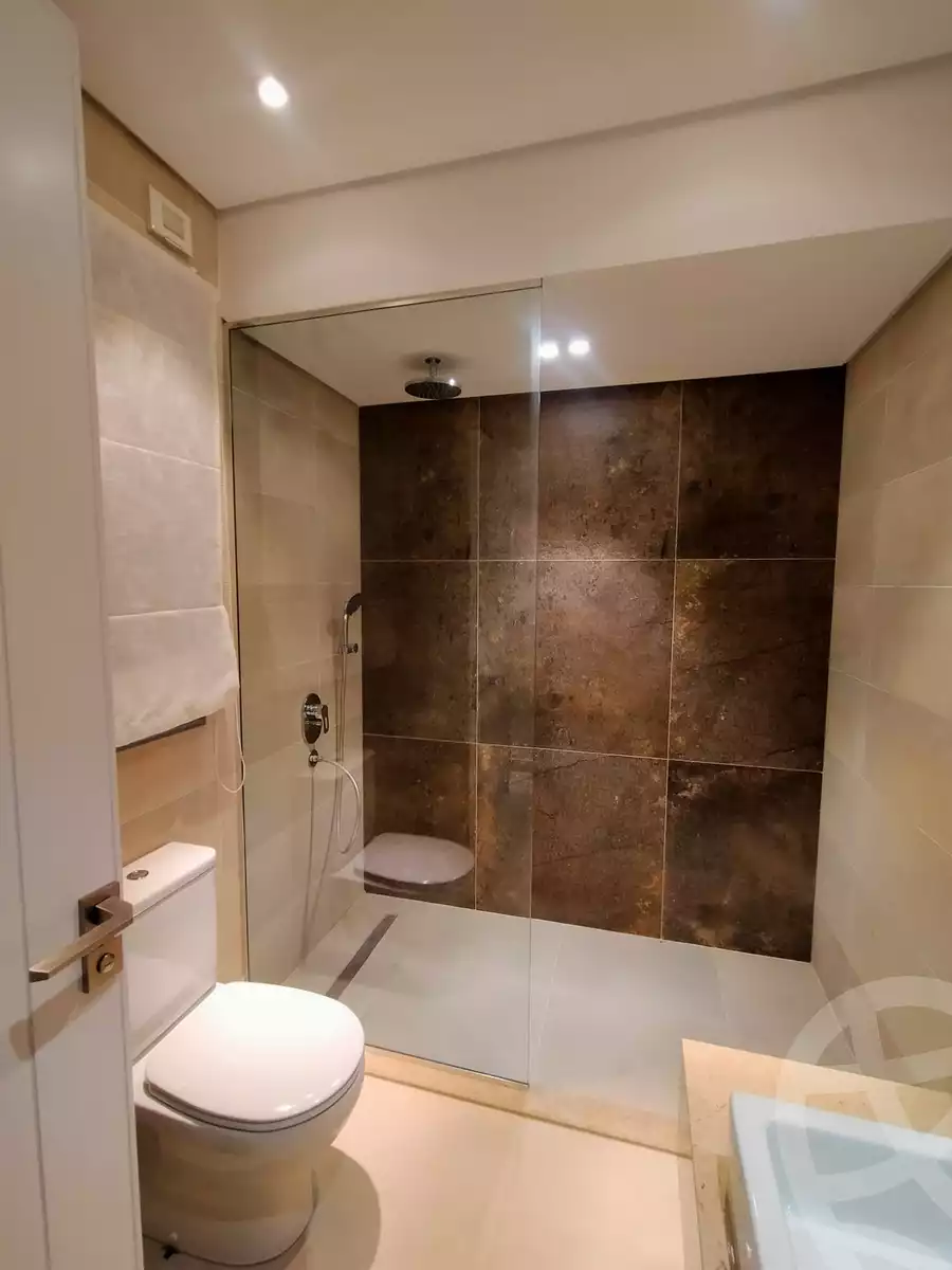 https://aqarmap.com.eg/en/listing/5379307-for-sale-cairo-el-sheikh-zayed-city-compounds-kmbwnd-fyldj-wyst-dr-llttwyr