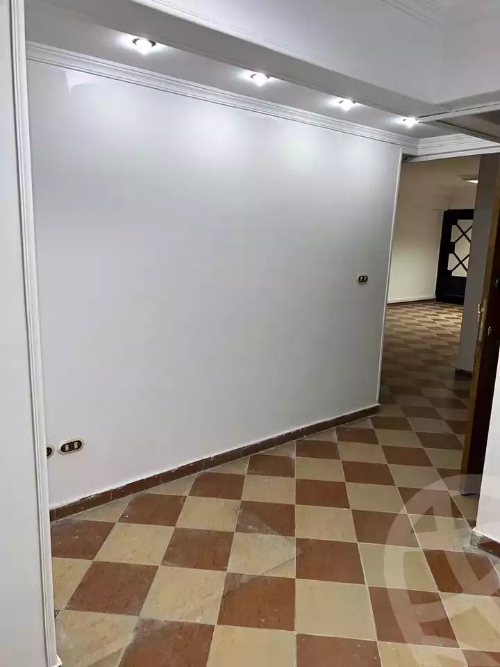 https://aqarmap.com.eg/en/listing/5379834-for-rent-alexandria-ganaklis-shr-bw-qyr-tryq-lhry