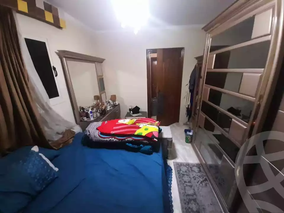 https://aqarmap.com.eg/ar/listing/5383076-for-sale-alexandria-ganaklis-shr-mrtdy-bsh