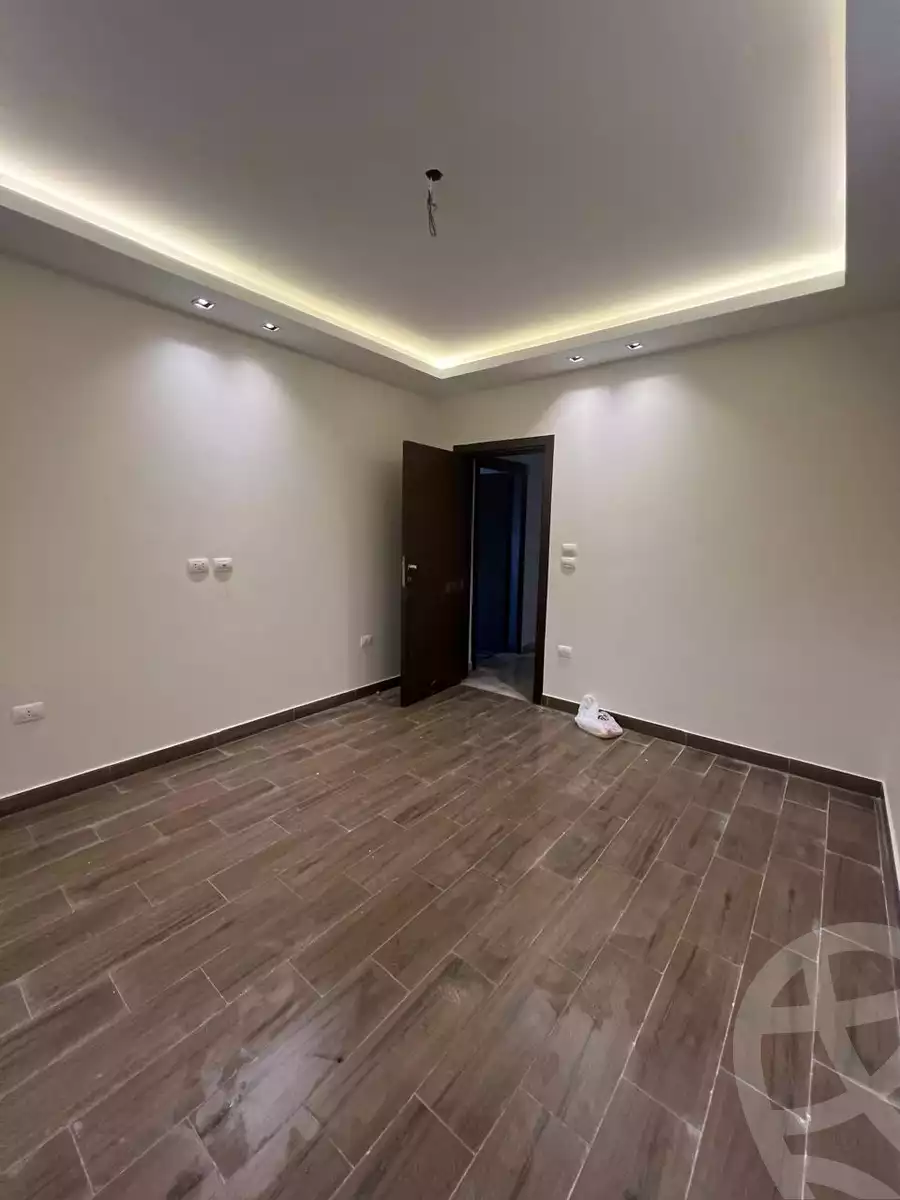 https://aqarmap.com.eg/en/listing/5387473-for-rent-cairo-new-cairo-madinaty-lmntq-lwl-fylt-talaat-mostafa-rd