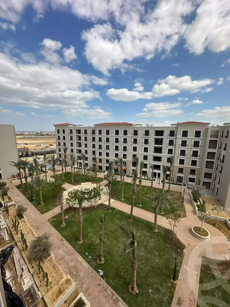 https://aqarmap.com.eg/en/listing/5389485-for-sale-cairo-el-sheikh-zayed-city-compounds-kmbwnd-fyldj-wyst-dr-llttwyr