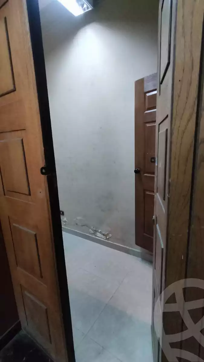 https://aqarmap.com.eg/ar/listing/5393651-for-rent-cairo-downtown-abdeen-roushdy-basha-st