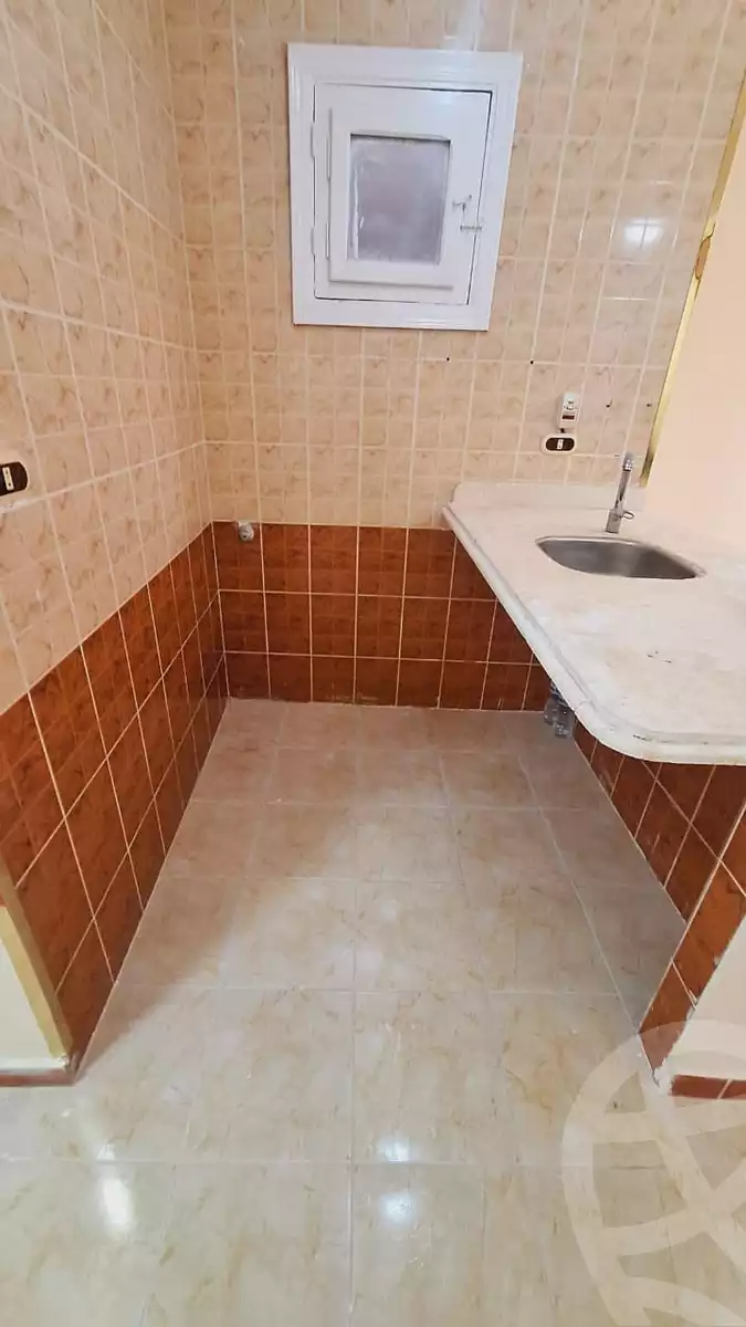 https://aqarmap.com.eg/en/listing/5395979-for-sale-alexandria-l-jmy-shataa-el-nakheel
