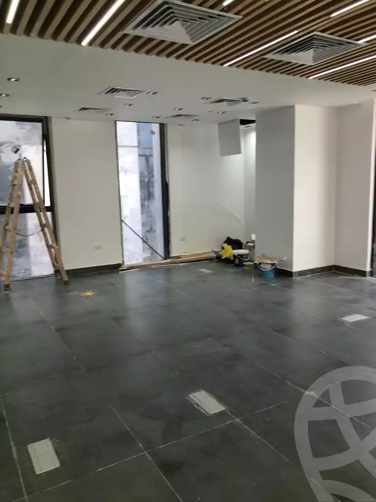 https://aqarmap.com.eg/en/listing/5396328-for-rent-cairo-new-cairo-compounds-hyde-park-business-district