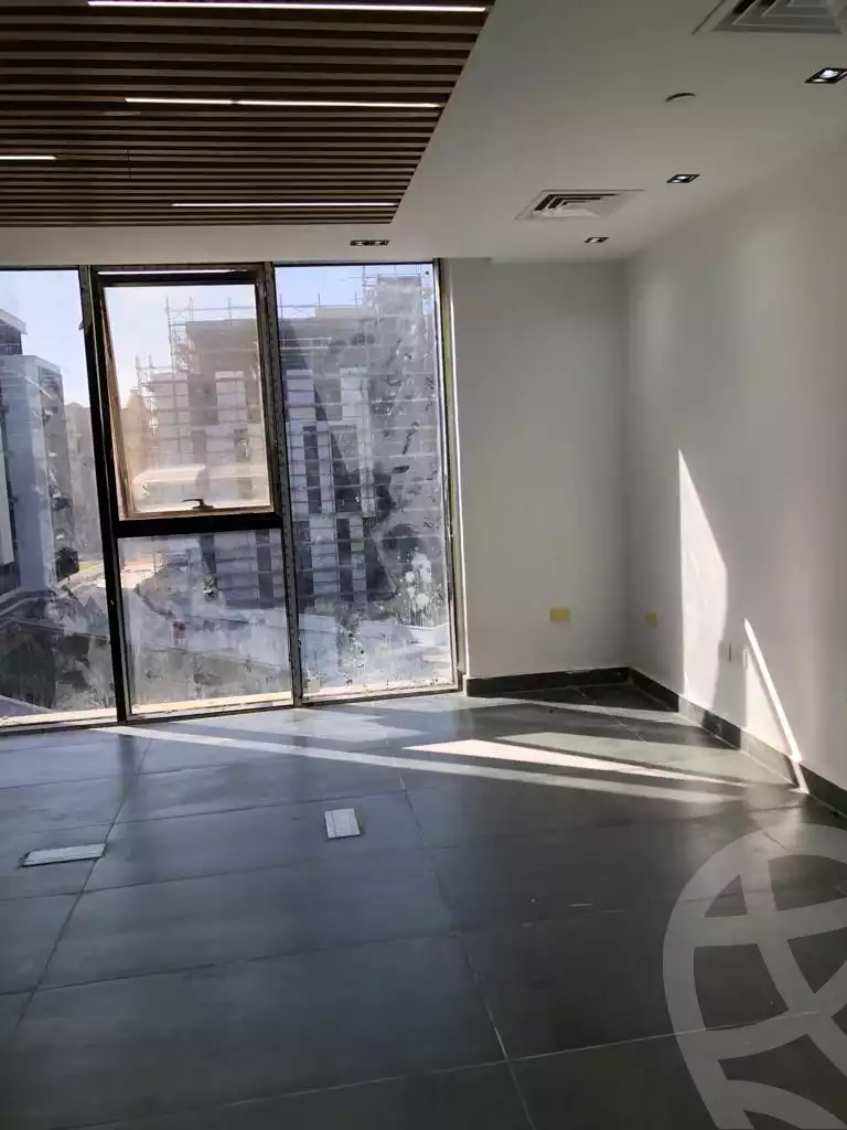https://aqarmap.com.eg/en/listing/5396328-for-rent-cairo-new-cairo-compounds-hyde-park-business-district