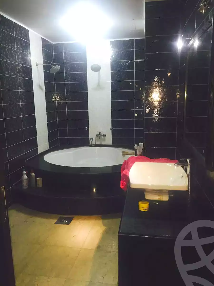 https://aqarmap.com.eg/ar/listing/5396357-for-rent-cairo-mokattam-el-hadabah-el-wosta-el-mantaqa-el-rabaa-al-gamea-al-haditha-st